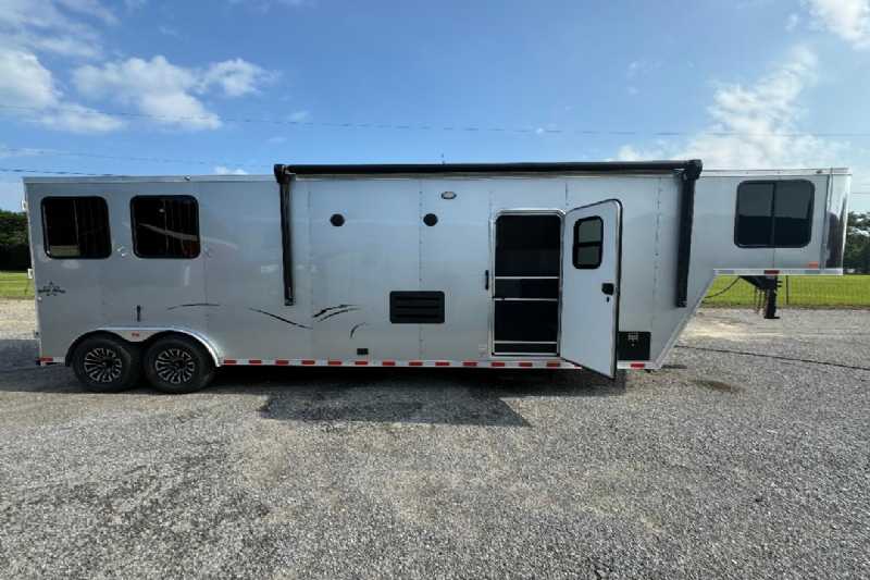 Trailer Photo