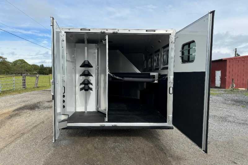 Trailer Photo