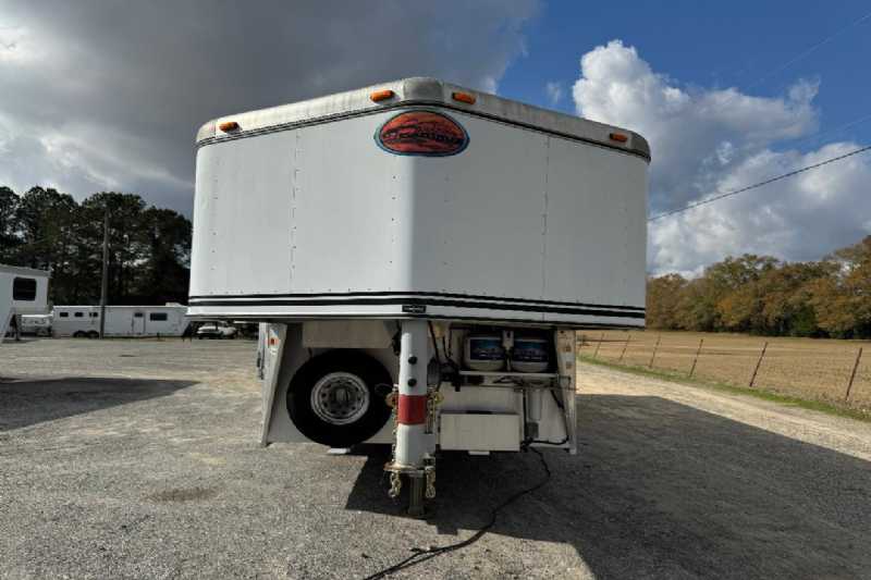 Trailer Photo