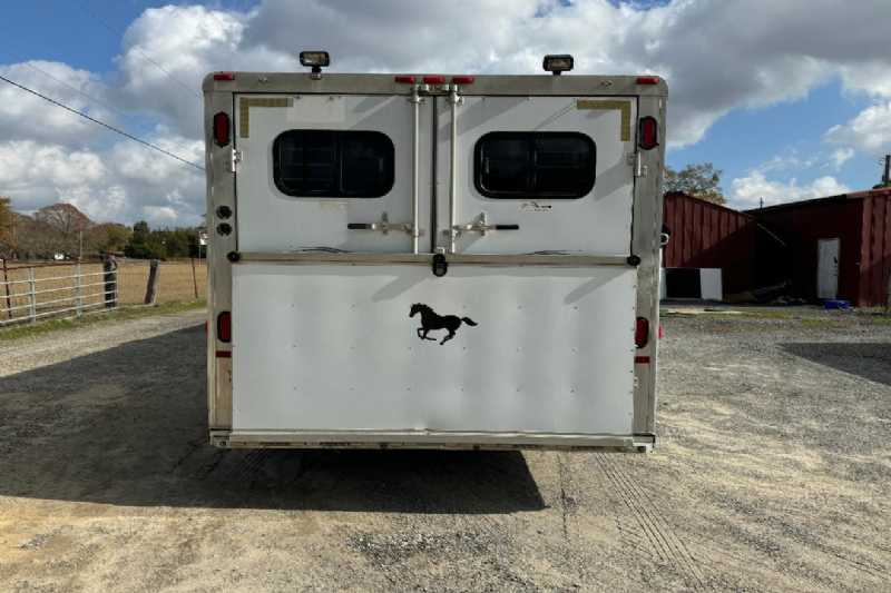 Trailer Photo