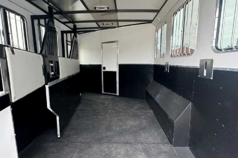 Trailer Photo