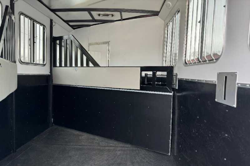 Trailer Photo