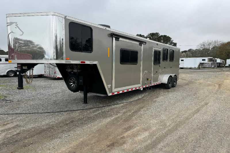 Trailer Photo