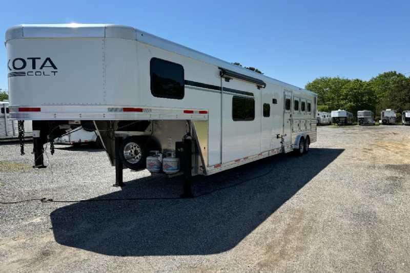 Trailer Photo