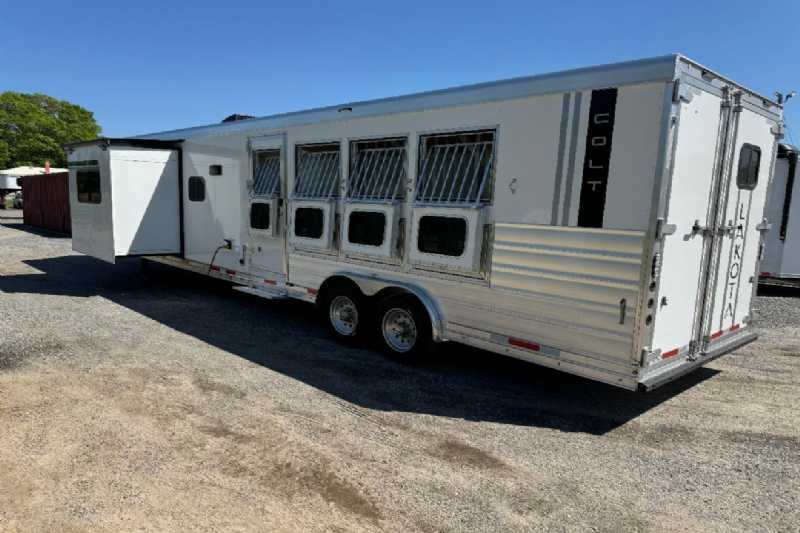 Trailer Photo
