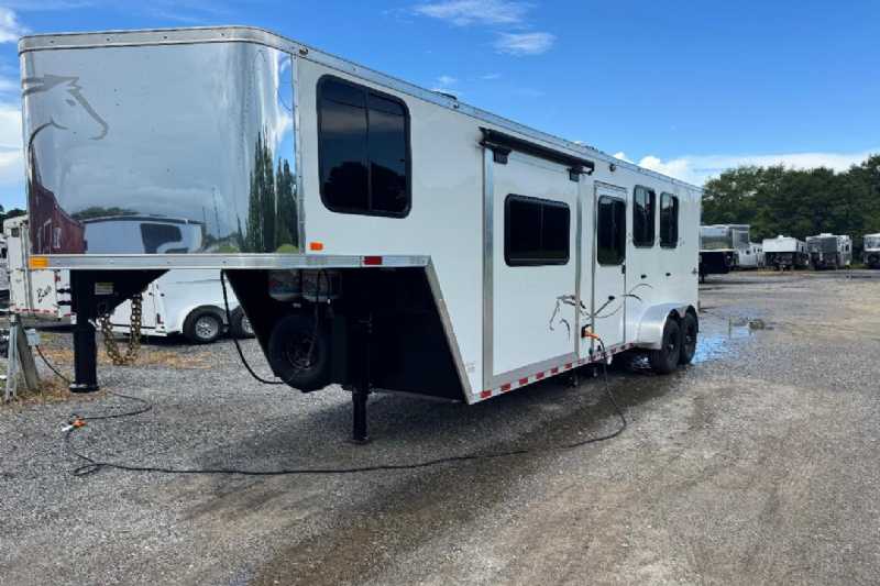Trailer Photo