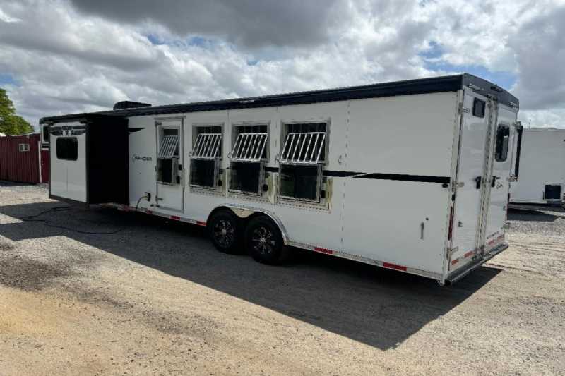 Trailer Photo