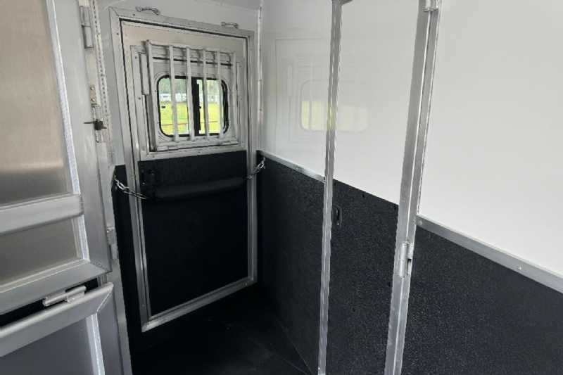 Trailer Photo