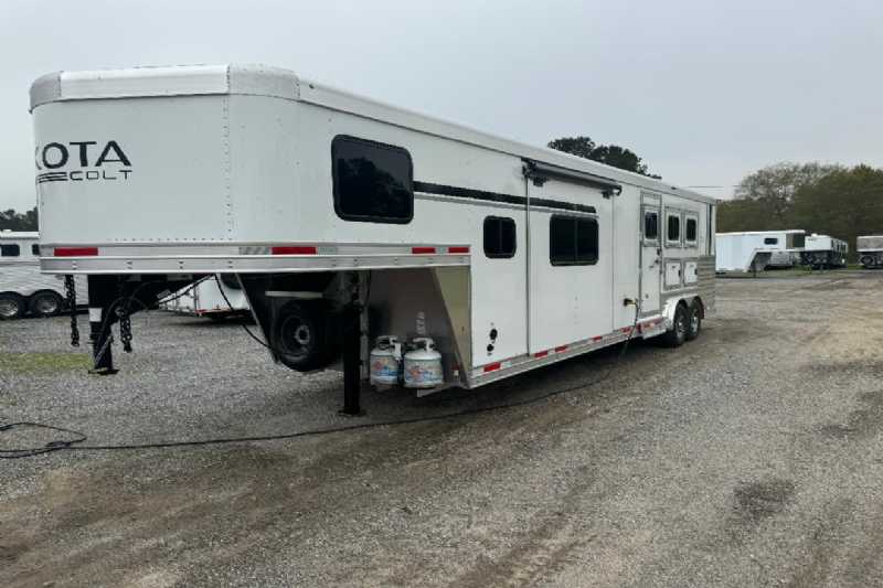 Trailer Photo
