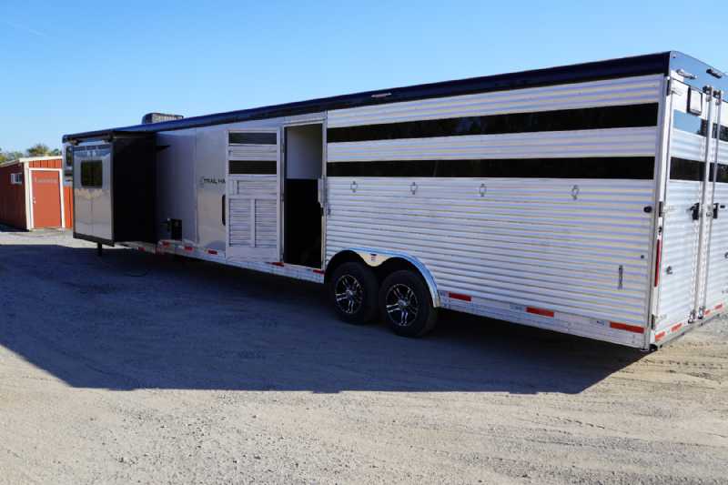 Trailer Photo 7
