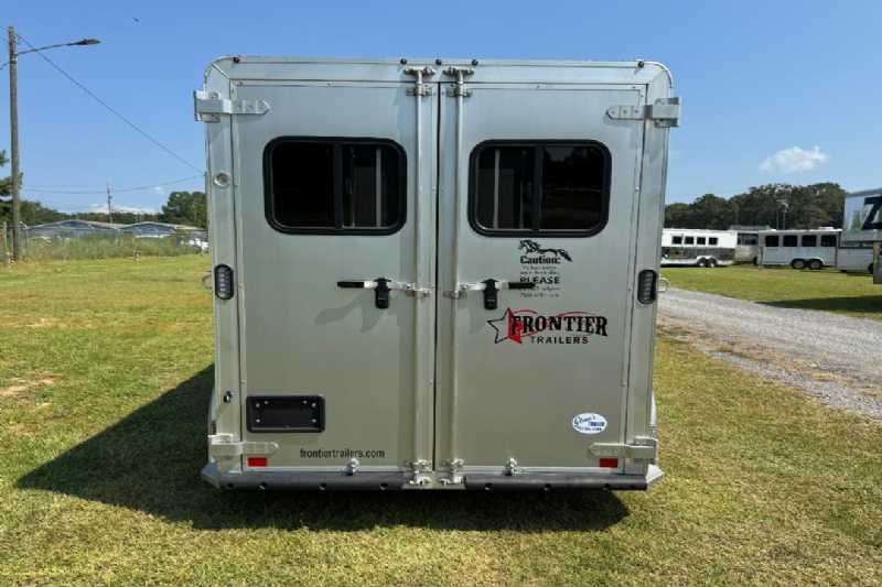 Trailer Photo 7