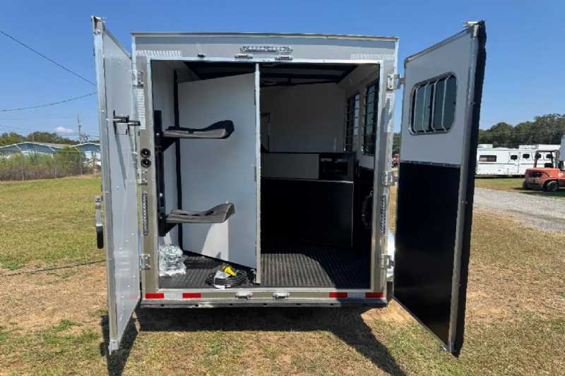Trailer Photo 19