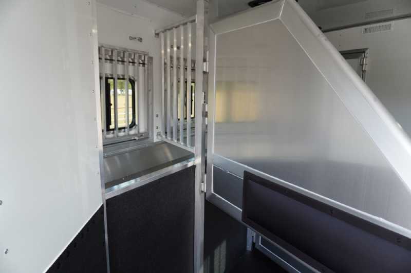 Trailer Photo 27