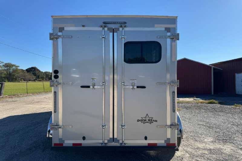 Trailer Photo 7