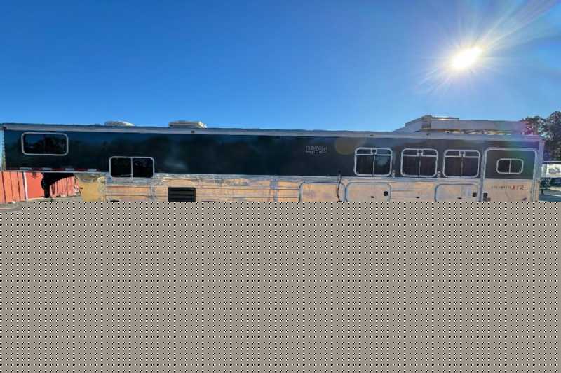 Trailer Photo 5