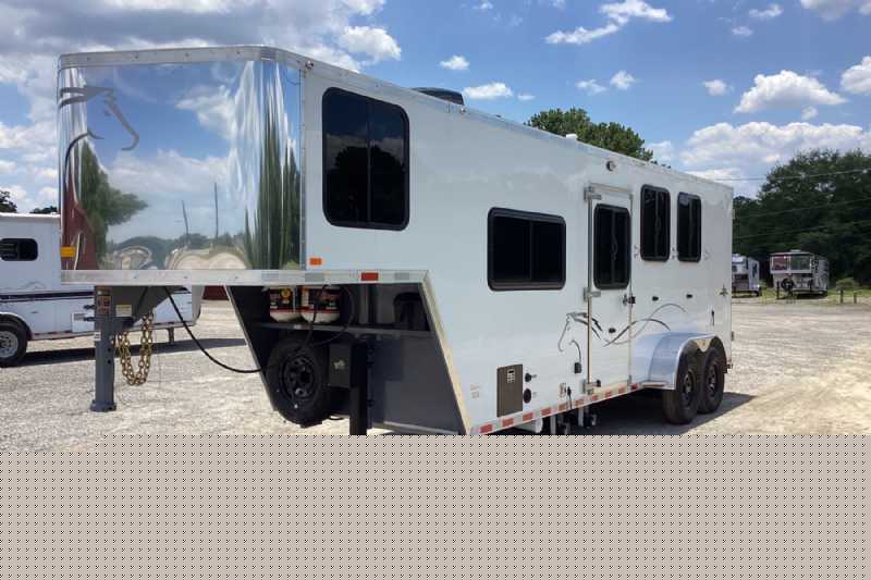 Trailer Photo 5