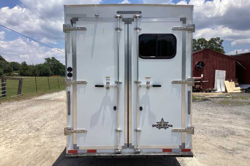 Trailer Photo 7