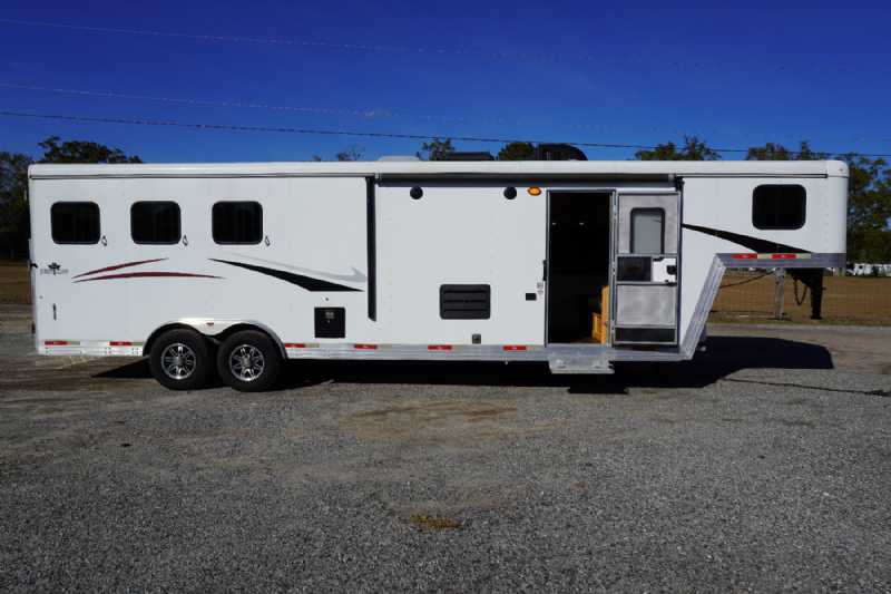 Trailer Photo 2