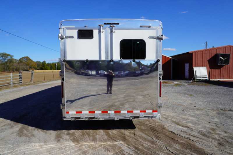 Trailer Photo 7