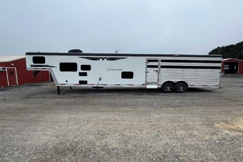 Trailer Photo 6