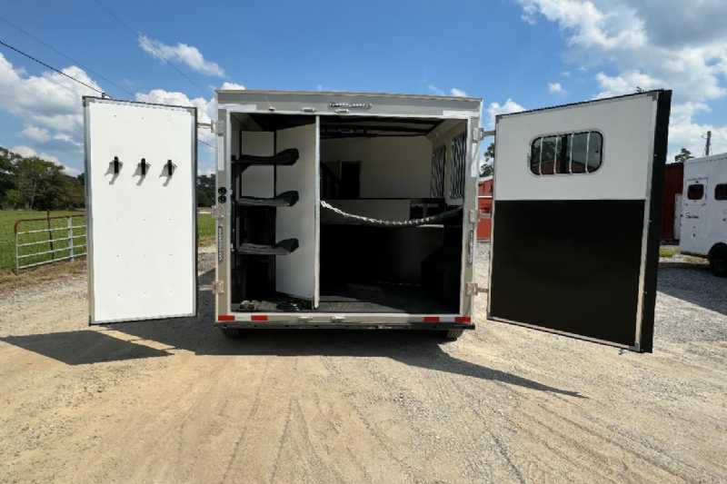 Trailer Photo 20