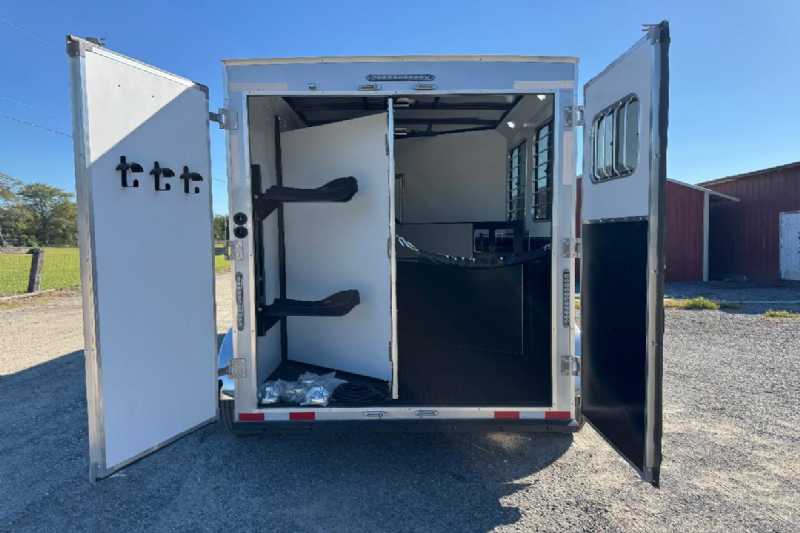 Trailer Photo 19