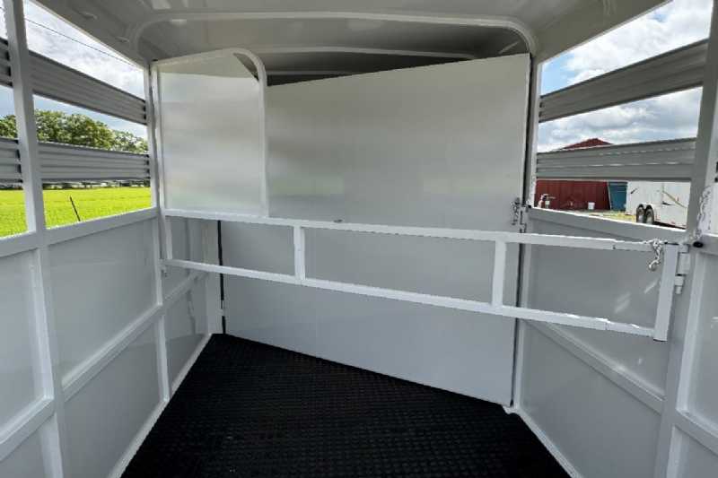 Trailer Photo 7