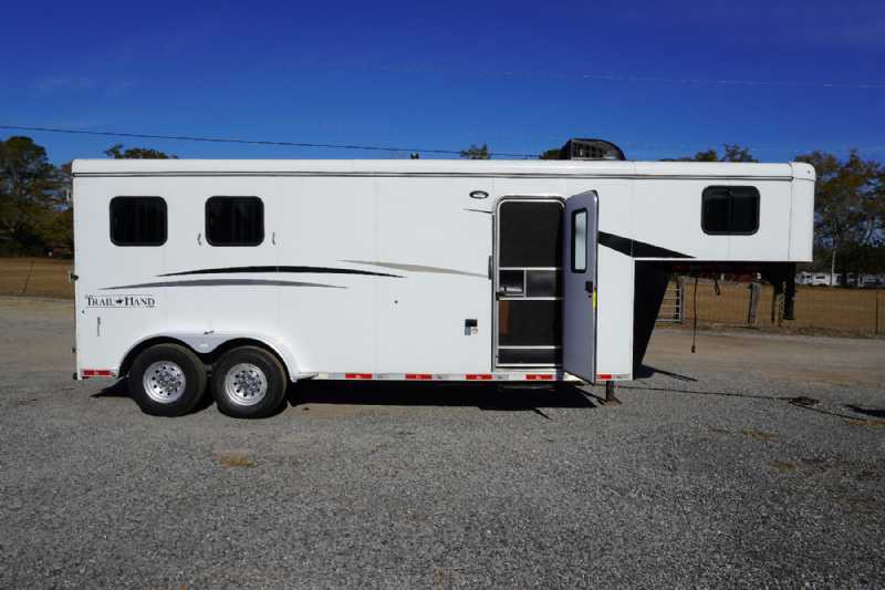 Trailer Photo 4