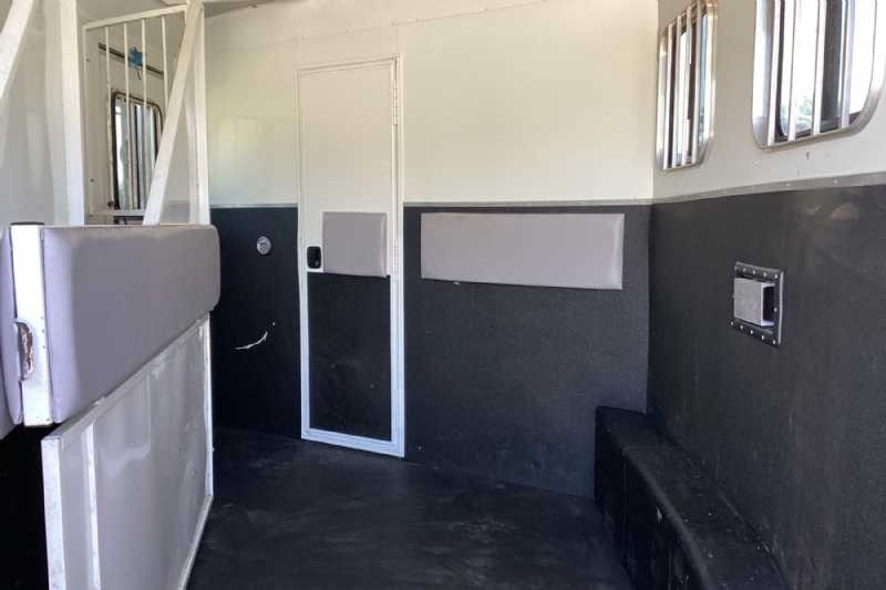 Trailer Photo 25