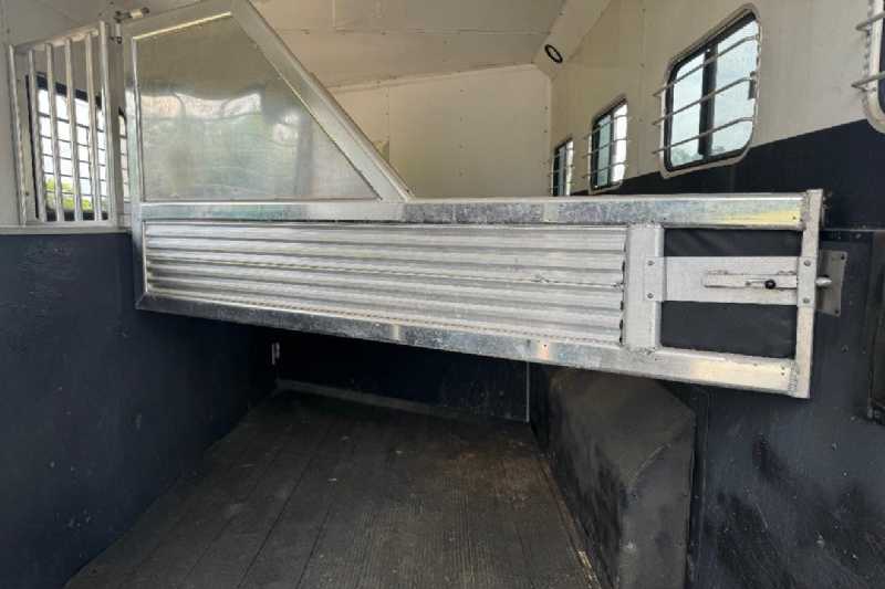 Trailer Photo 23
