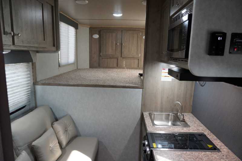 Trailer Photo 12