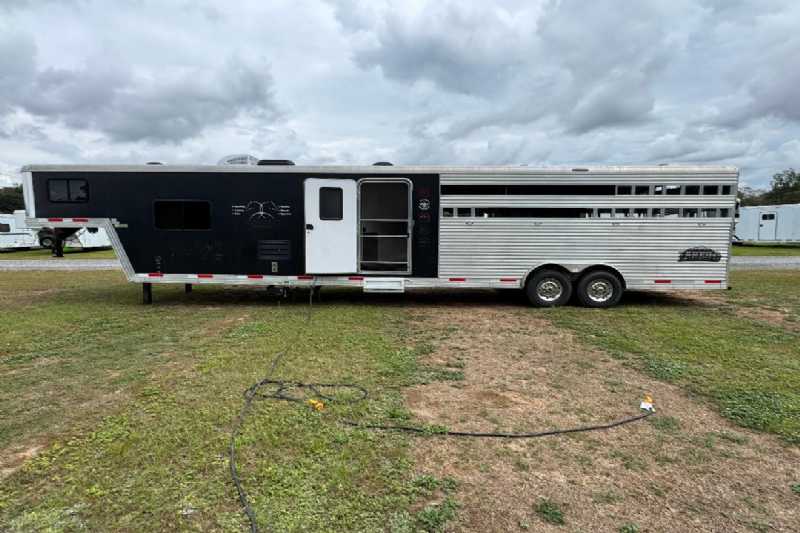 Trailer Photo 6