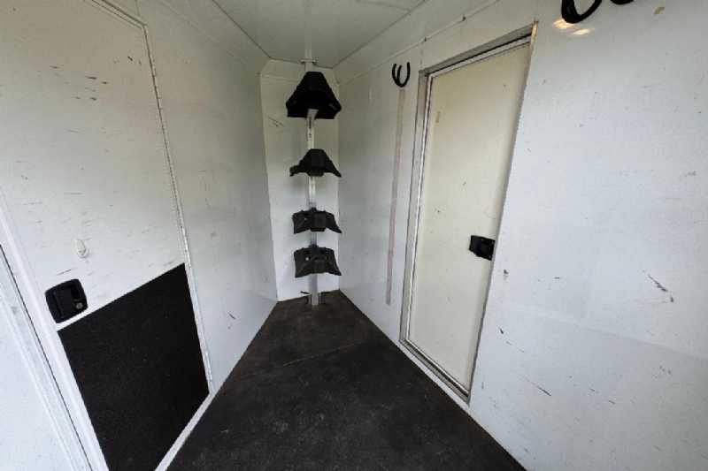 Trailer Photo 7