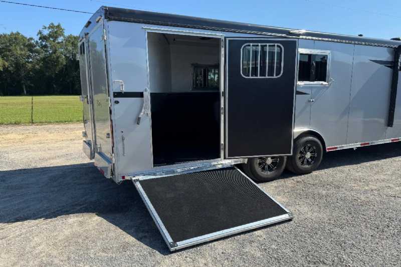 Trailer Photo 27