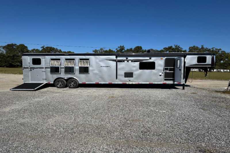 Trailer Photo 2