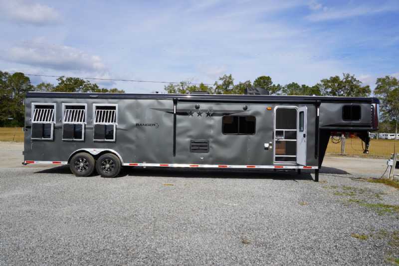 Trailer Photo 2