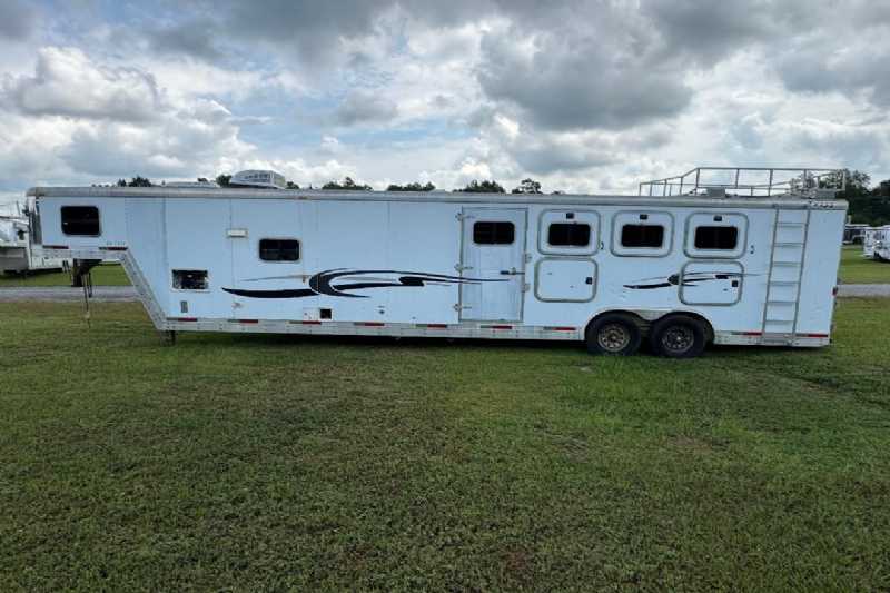 Trailer Photo 4