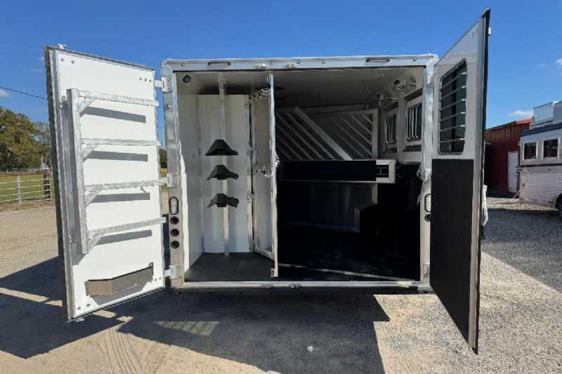 Trailer Photo 20