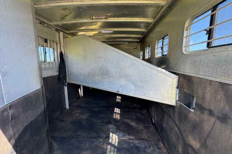 Trailer Photo 14