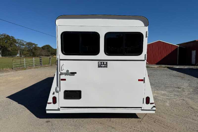 Trailer Photo 7