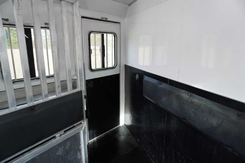 Trailer Photo 29