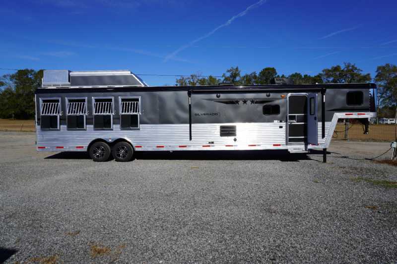 Trailer Photo 2
