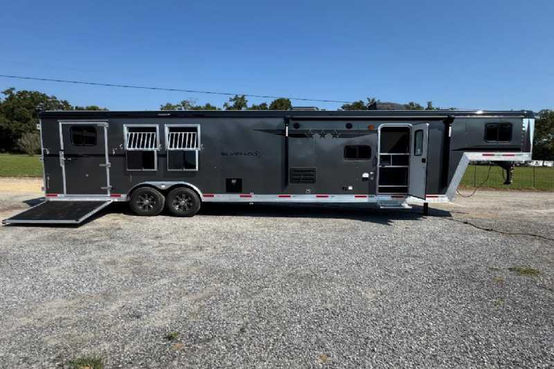 Trailer Photo 2