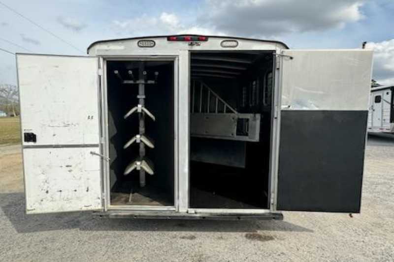 Trailer Photo 8