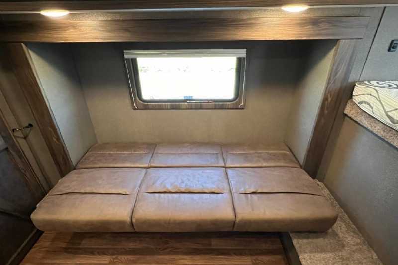 Trailer Photo 20