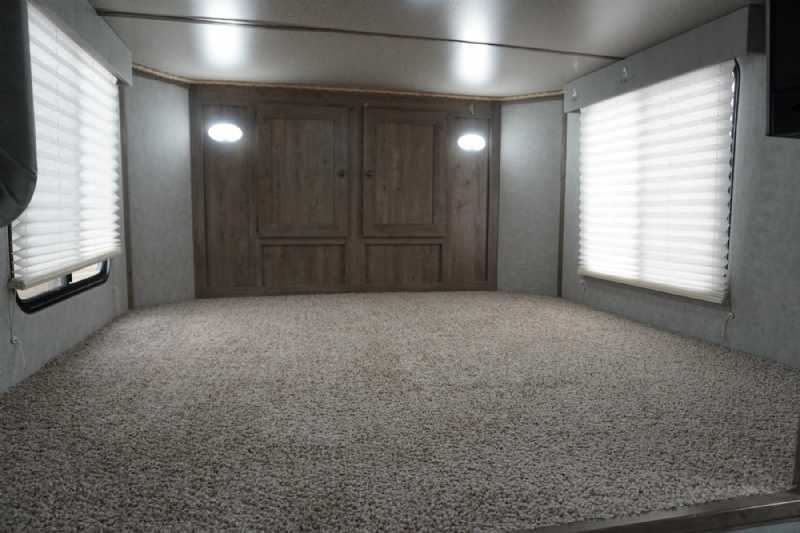 Trailer Photo 8