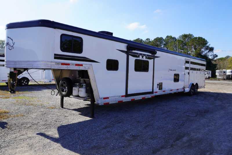 Trailer Photo 7