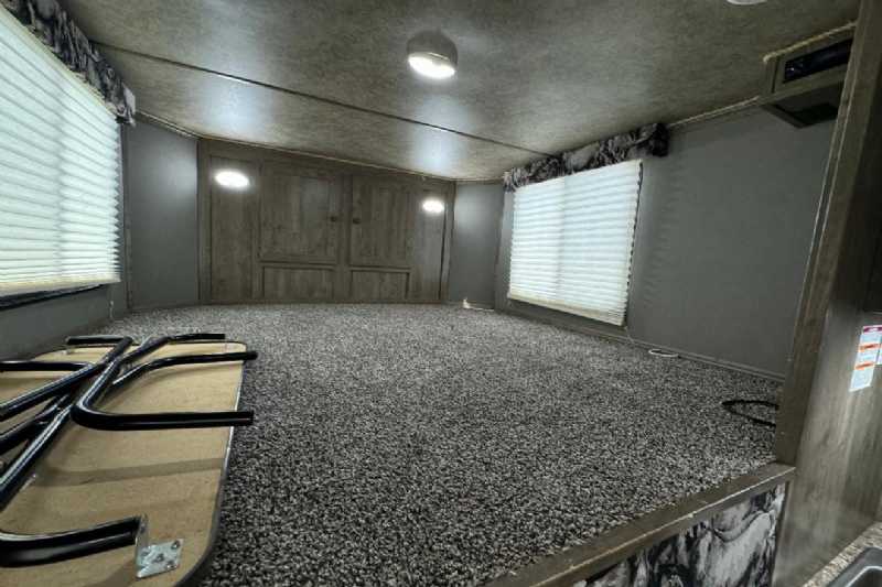 Trailer Photo 8