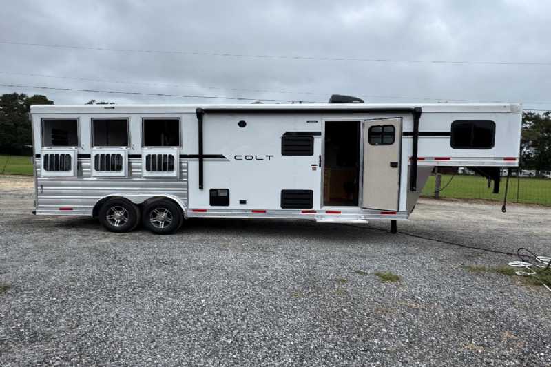 Trailer Photo 2