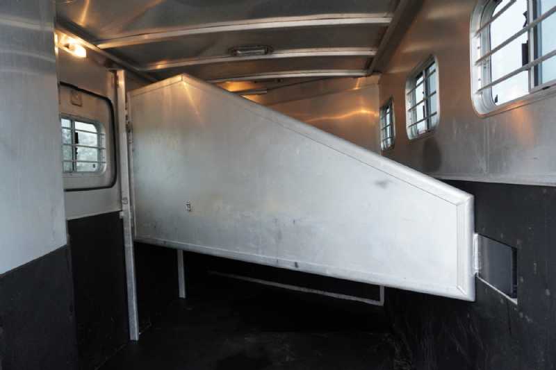 Trailer Photo 14